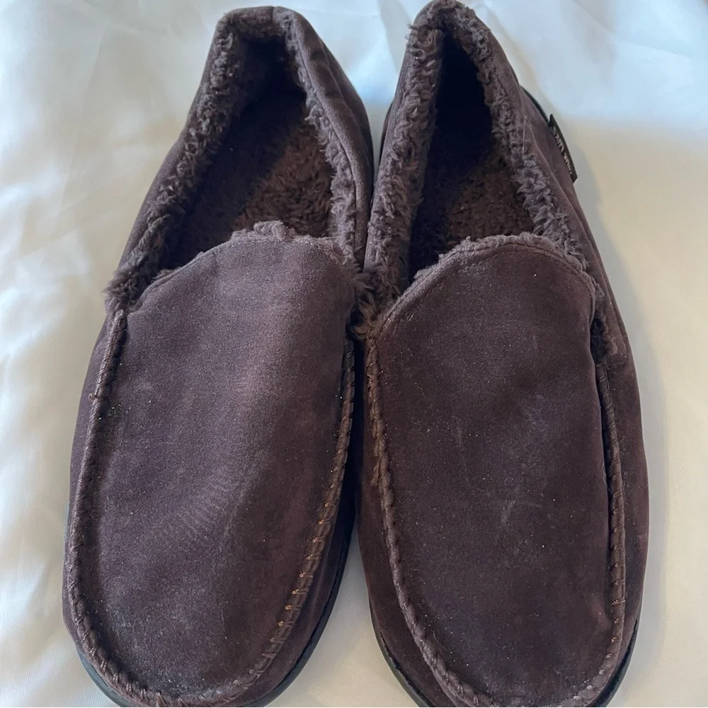 Men's MUK LUKS Brown Eric Memory Foam Moccasin Slippers Brown-Medium(10/11)
